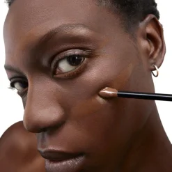 All Hours Precise Angles Concealer DW7 15ml