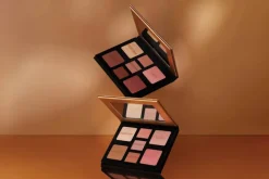 All-Inclusive Eye, Cheek & Face Palette Light To Medium 10,9g