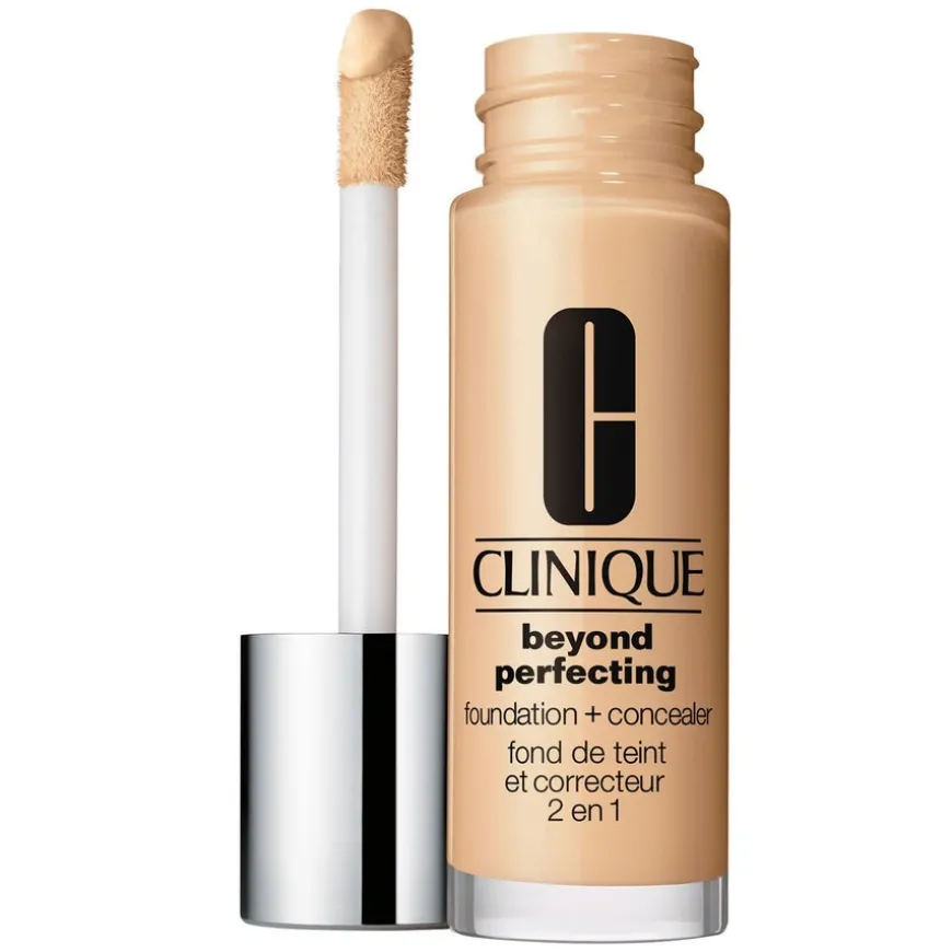 Beyond Perfecting Foundation + Concealer CN 02 Breeze 30ml