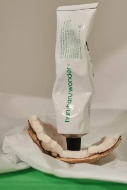 Black Bamboo Nourishing Calming Hand & Nail Cream 50ml