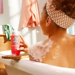 Bom Dia Bright Clarifying AHA BHA Body Wash 385ml