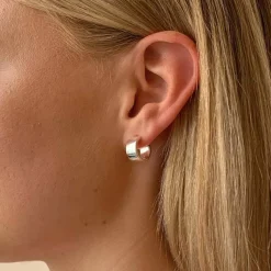 Carrie Small Earring Plain Silver 13mm