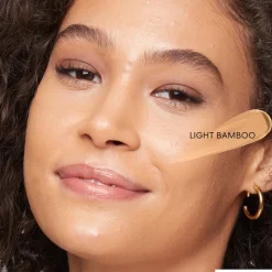 Complexion Rescue Brightening Concealer SPF25 Light Bamboo 10ml