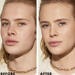 Conceal + Perfect 2-In-1 Foundation + Concealer 00 Light Natural 30ml