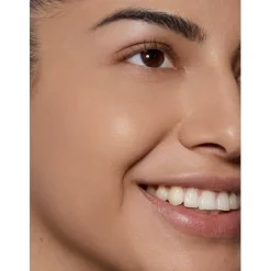 Conceal + Perfect 2-In-1 Foundation + Concealer 04 Medium Beige 30ml