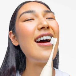 Cream Electric Toothbrush 1pcs