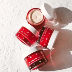 Day Cream For Combination And Oily Skin With Cranberry Extract And Hyaluronic Acid 30ml