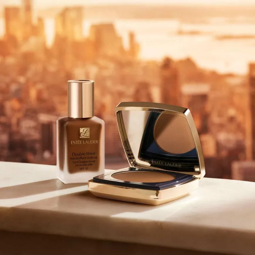 Double Wear Stay-In-Place Matte Powder Foundation SPF10 Compact 5C1 Rich Chestnut 12g