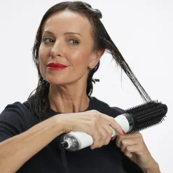 Duet Blow Dry 2 in 1 Hair Dryer Brush White