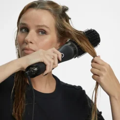 Duet Blow Dry 2 in 1 Hair Dryer Brush Black