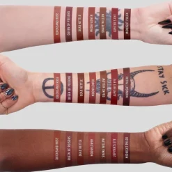 Everlasting Hyperlight Liquid Lipstick Mini 10 Queen Of Poisons 3ml