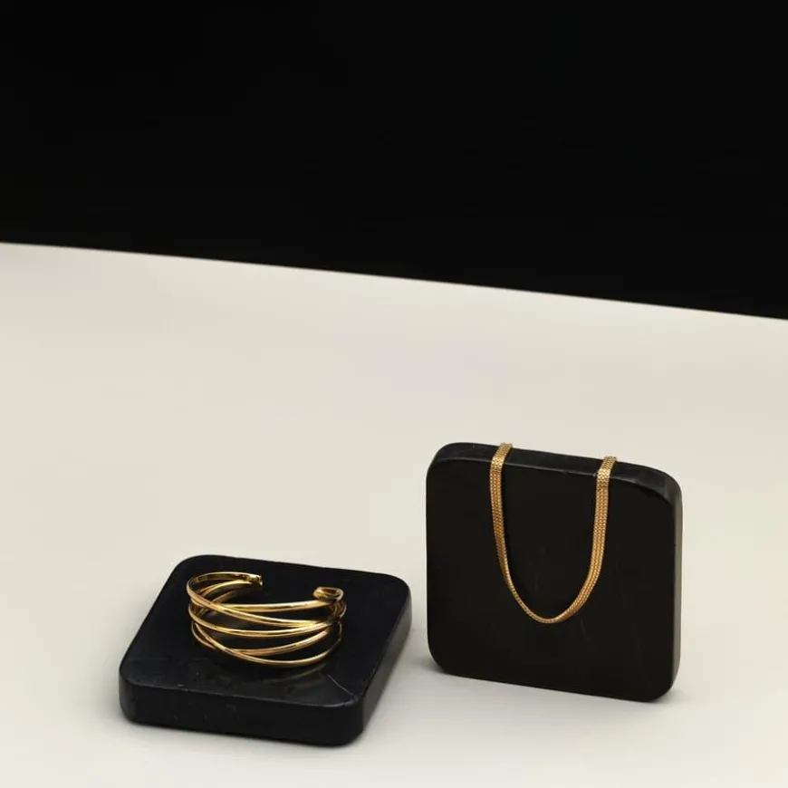 Flat Box Chain Bracelet Gold