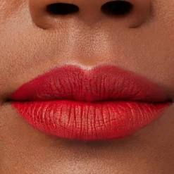 Full On Plumping Lipstick Matte Heart's On Fire 4,2ml