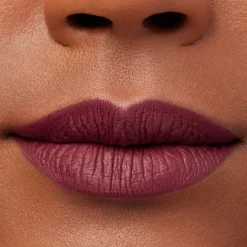 Full On Plumping Lipstick Matte Plum Queen 4,2ml