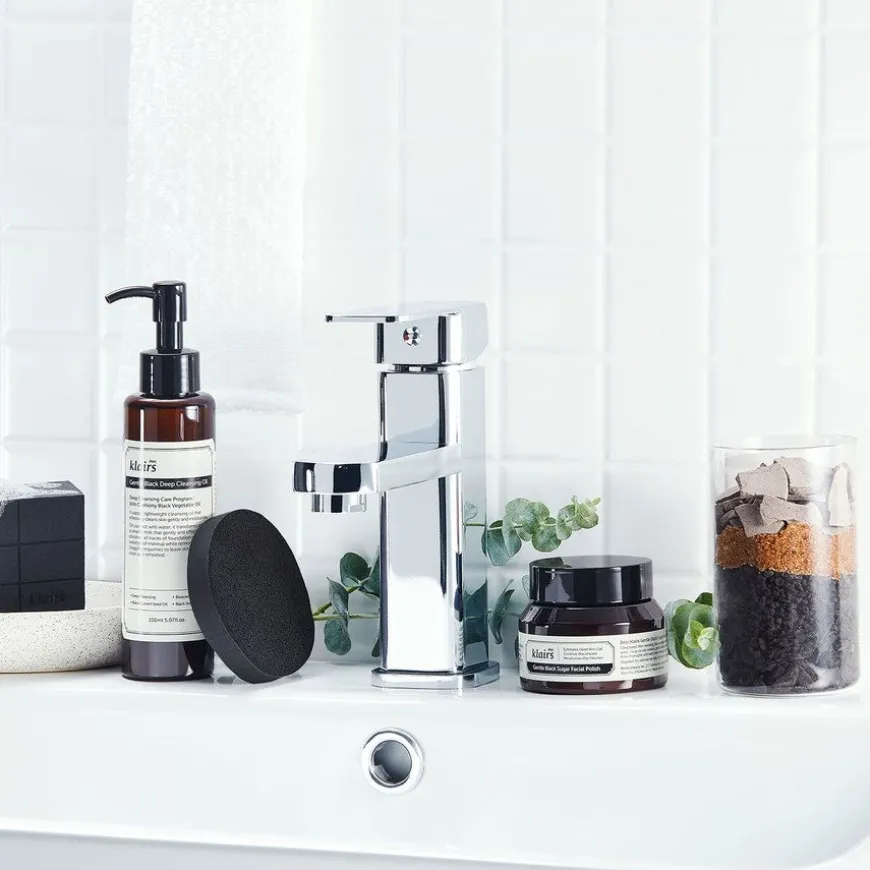 Gentle Black Sugar Facial Polish 110g