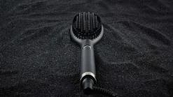 Glide Smoothing Hot Brush