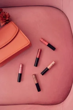 Glossy Balm Hydrating Stylo 43 Lovely Lavender 1,6g