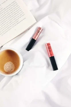 Glossy Balm Hydrating Stylo 41 Pink Silk 1,6g