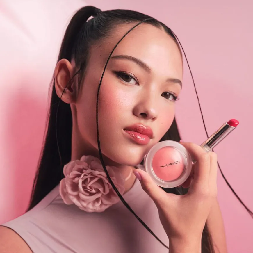 Glow Play Blush Groovy 7.3g