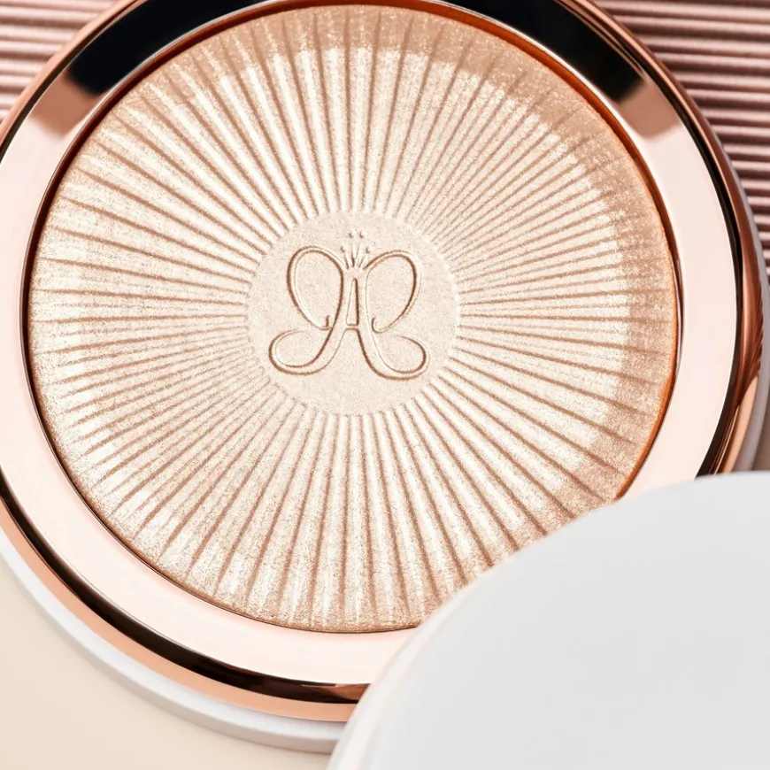 Glow Seeker Highlighter Enchanted 11g