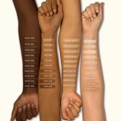 Good Apple Skin-Perfecting Foundation Balm Medium 054 10g