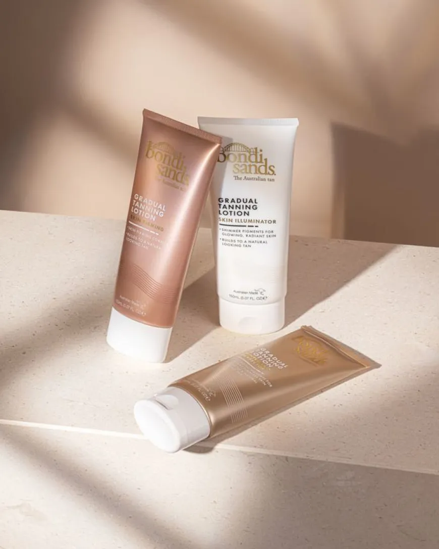 Gradual Tanning Lotion Tinted Skin Perfector 150ml