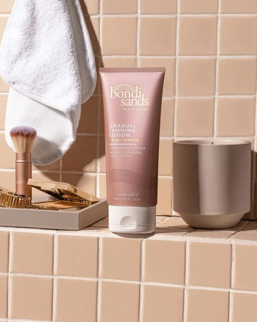 Gradual Tanning Lotion Tinted Skin Perfector 150ml