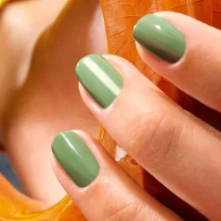 Green Nail Polish Artichaut 15ml