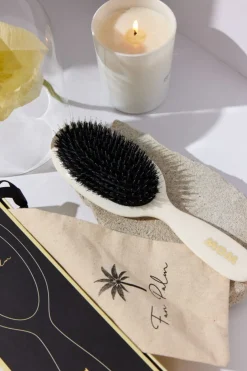 Hair Brush Mom Medium