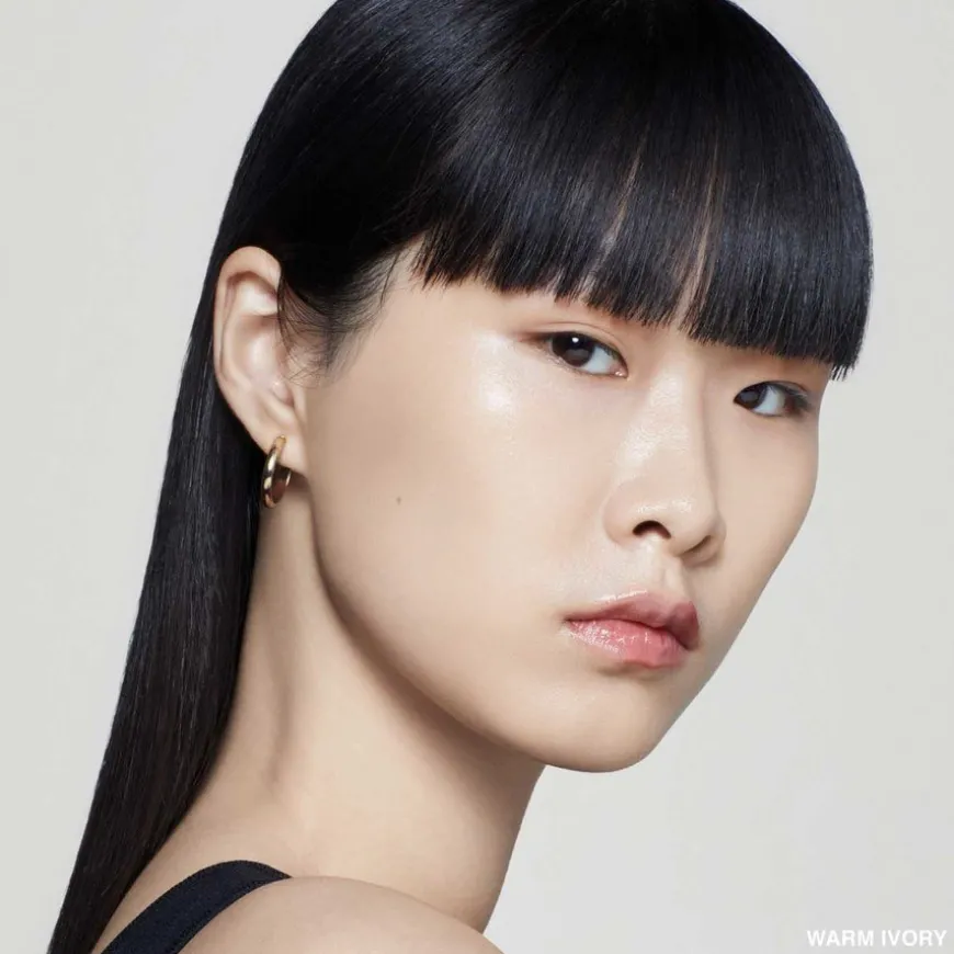 Intensive Serum Foundation SPF40 01 W 026 Warm Ivory 30ml