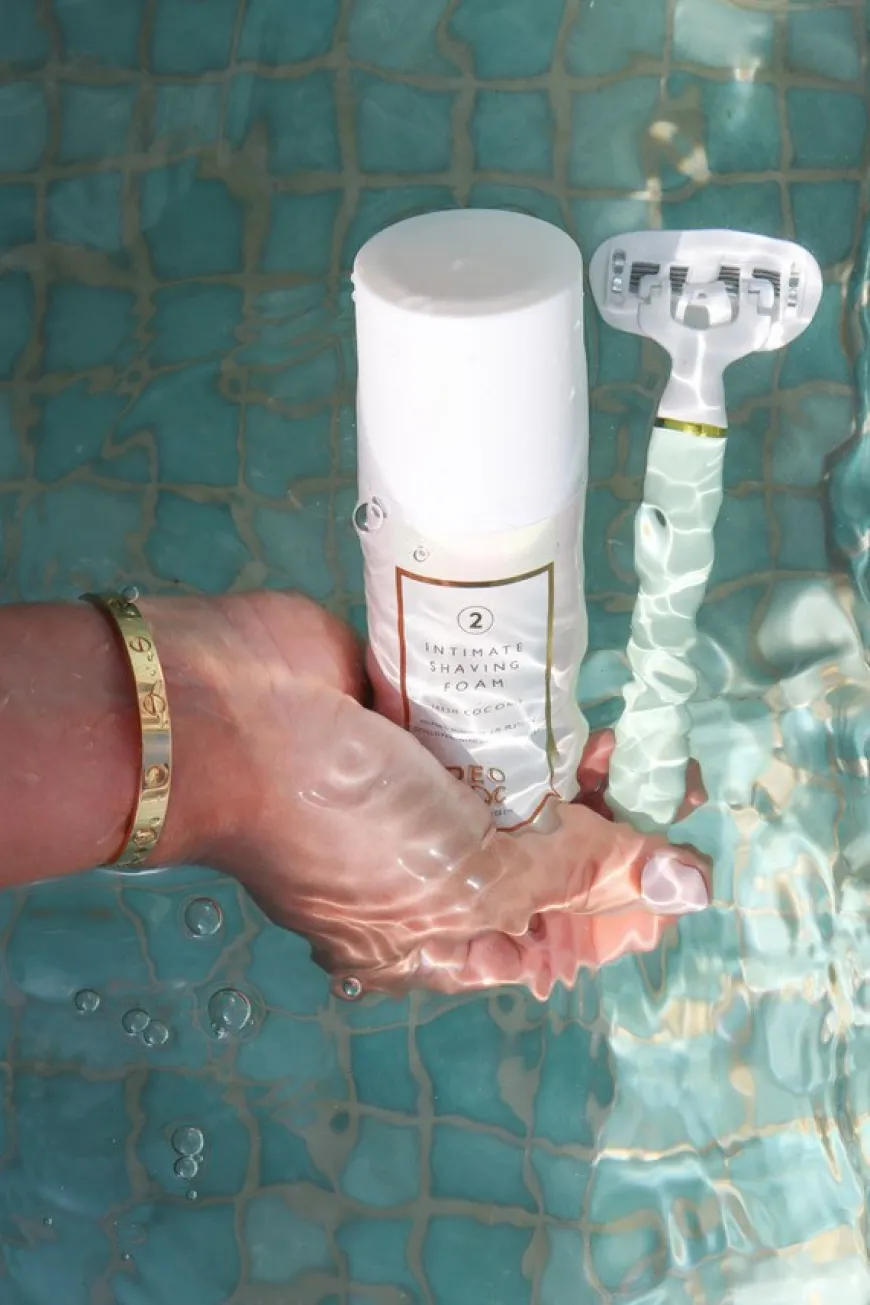 Intimate Shaving Razor Green 1pcs