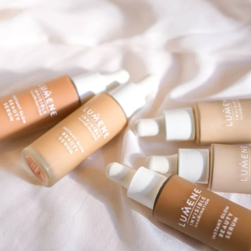 Invisible Illumination Instant Glow Beauty Serum Universal Medium 30ml