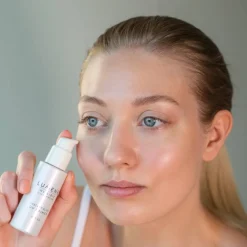 Invisible Illumination Instant Glow Uv Primer SPF30 30ml