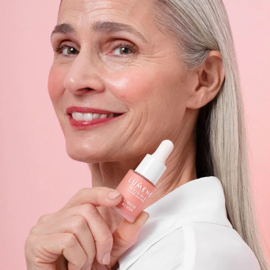 Invisible Illumination Liquid Blush Pink Blossom 15ml