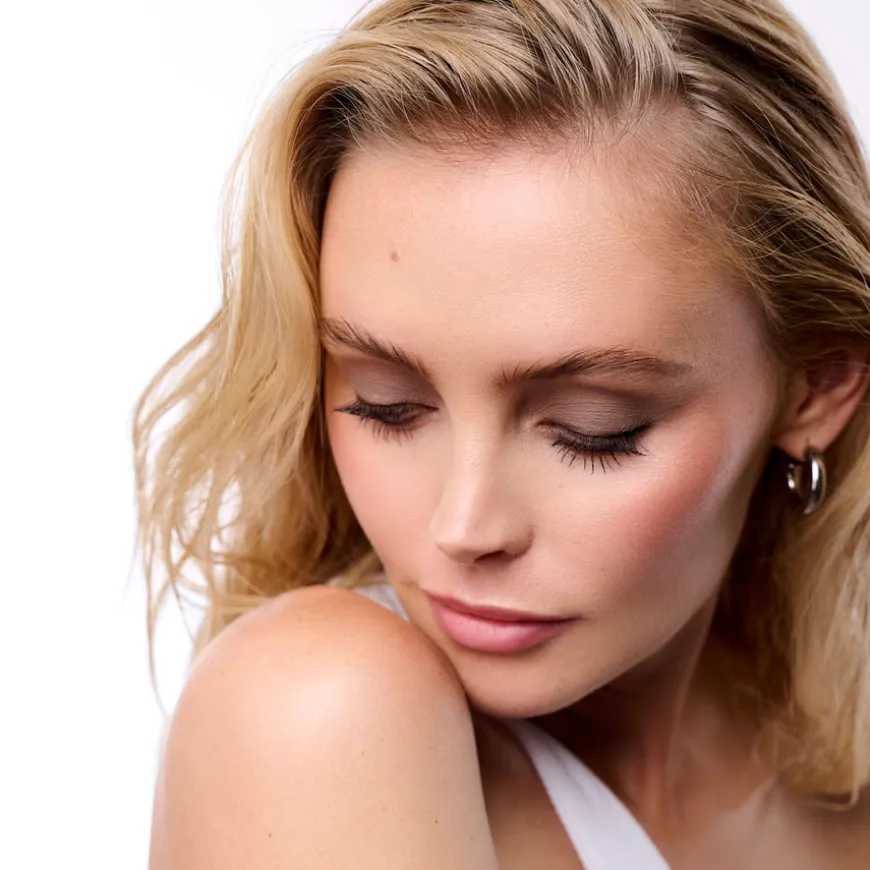 IYKYK Eyeshadow Stick Mink 1g