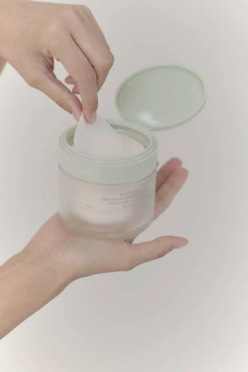 Ji Woo Gae Cica BHA Blemish Toner Pad 60pcs