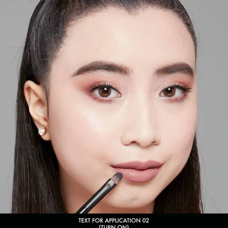 Lip Lingerie XXL Matte Liquid Lipstick Turn On 4ml