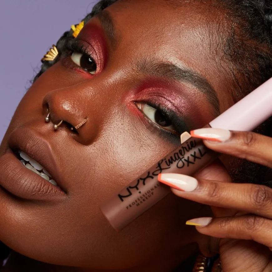 Lip Lingerie XXL Matte Liquid Lipstick 30 Goin Desnuda 4ml