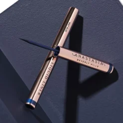 Liquid Liner Navy Blue 2,4ml