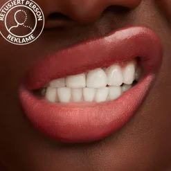 Lustreglass Lipstick 07 Business Casual 3g