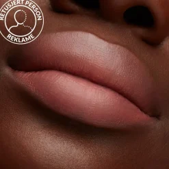 Lustreglass Lipstick 27 Hug Me 3g