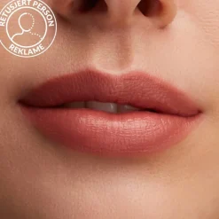 Lustreglass Lipstick 27 Hug Me 3g