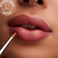 Lustreglass Lipstick 29 Syrup 3g