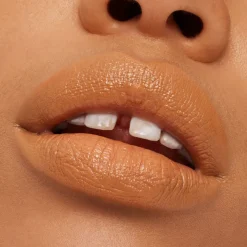 Macximal Sleek Satin Lipstick Call It Cozy 3g