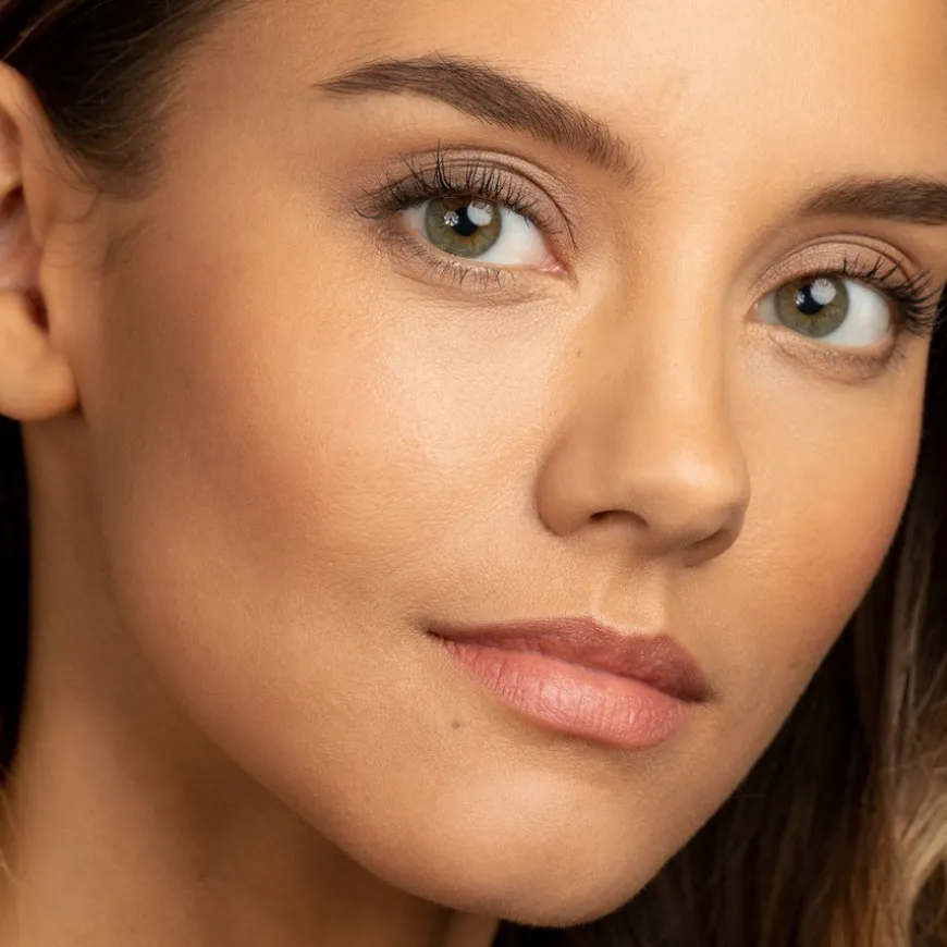 Matte Oil-Control Foundation SPF20 8 Rich 30ml