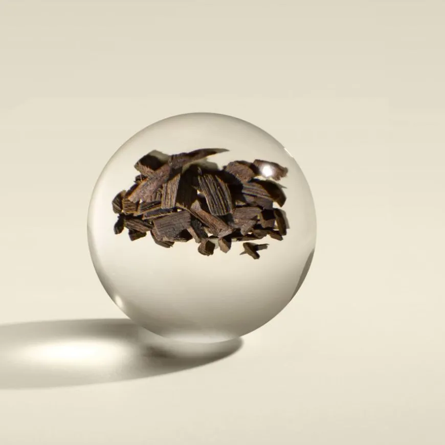 Mesmerising Oudh Accord & Gold Bath & Shower Gel 300ml