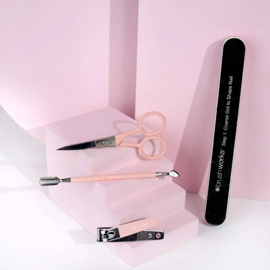 Nail Pamper Set 4pcs