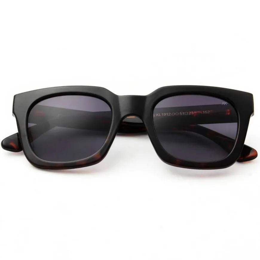 Nancy Black Demi Tortoise