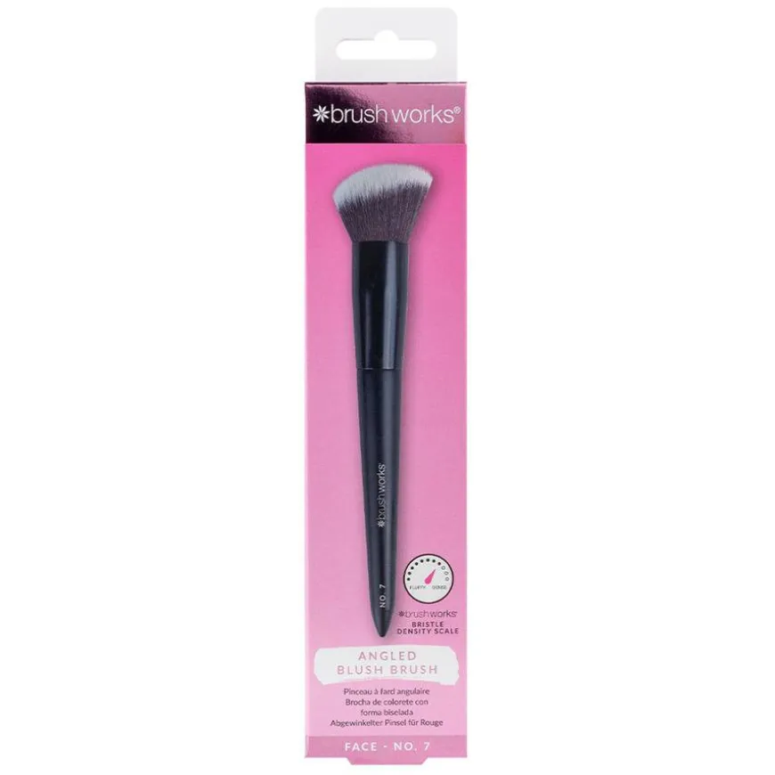 No. 7 Angled Blush Brush