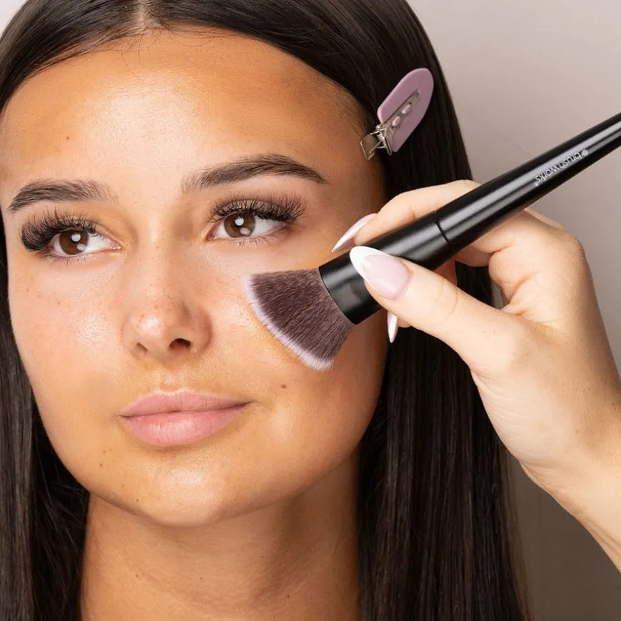 No. 9 Angled Flat Top Foundation Buffing Brush